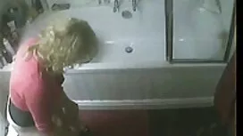 زیبایی را دوست دارد  ...