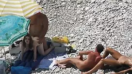 یک دختر فیلم سکسی شب ...