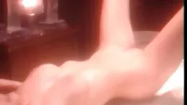 دختر حلق آویز یک سوپ ...